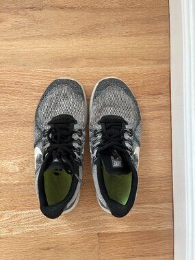 Nike Sneakers Women's Size 7.5